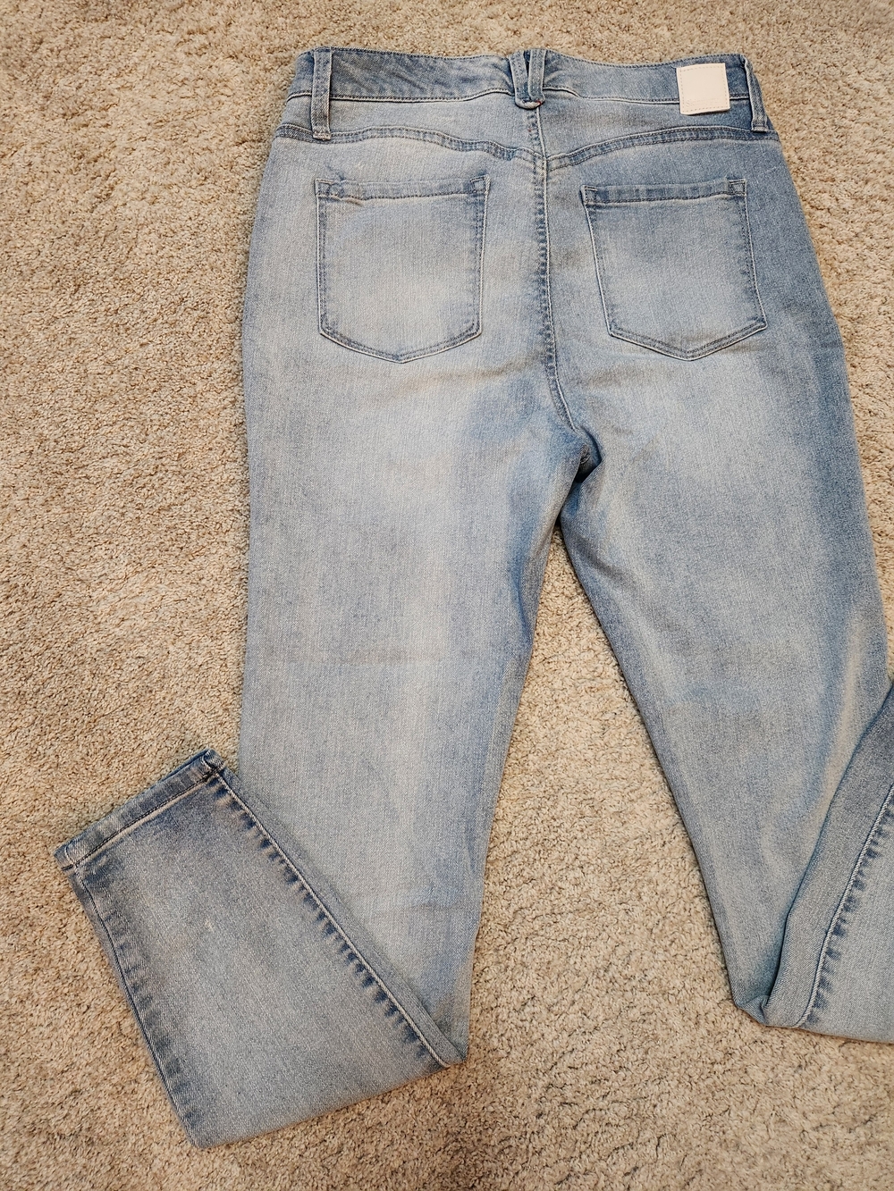 Women’s Light Blue High-Rise Skinny Jeans - Picture 10 of 12